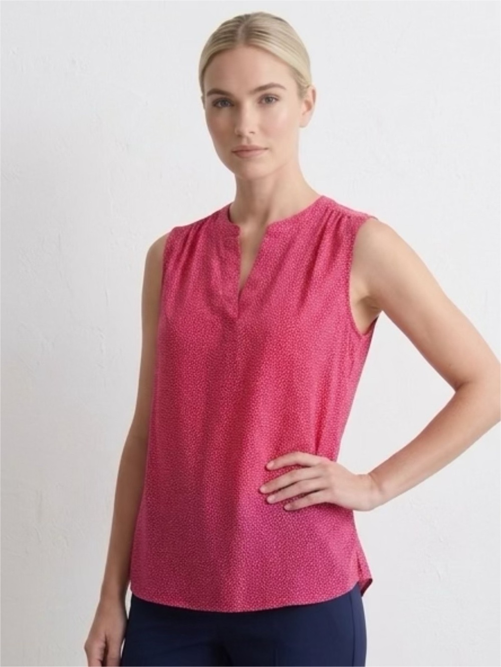Chaus Pink Sleeveless Split-Neck Sleeveless Top Small